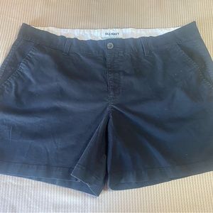 Old Navy size 16 womens shorts